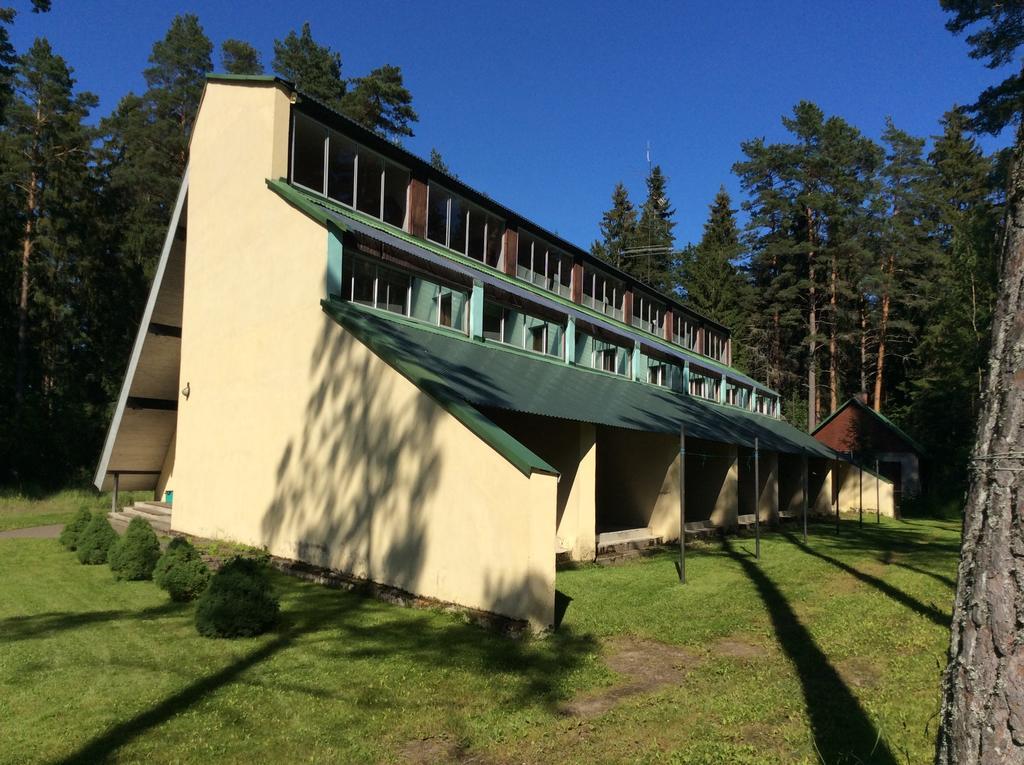 Maennisalu Holiday Centre Вызу Экстерьер фото